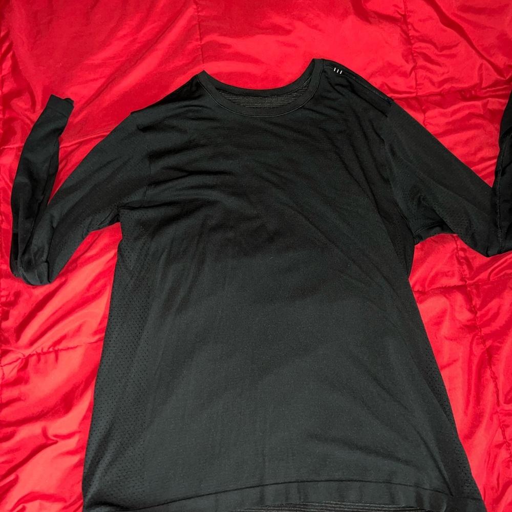 Lululemon Metal Vent Breath